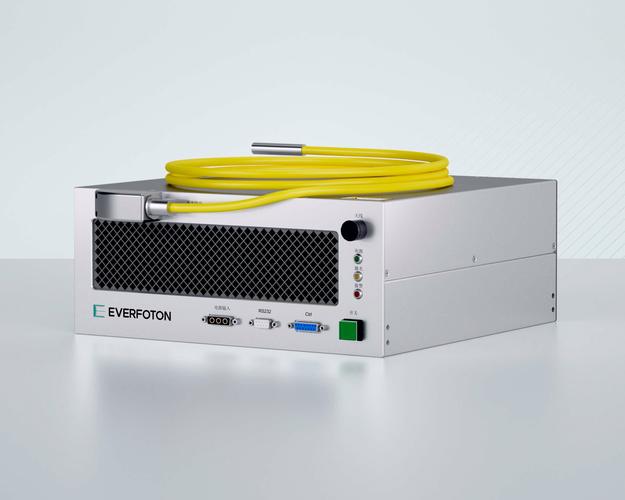 350W-1200W便携式光纤激光器传输设备 便携与高性能的完美融合